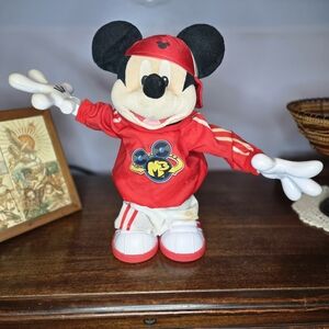 Breakdancing Disney Mickey Mouse M3 Toy - NOT WORKING - Display Or Project